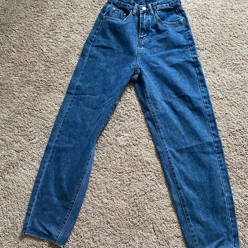 Raw hem high waist jeans. SHEIN, brand new